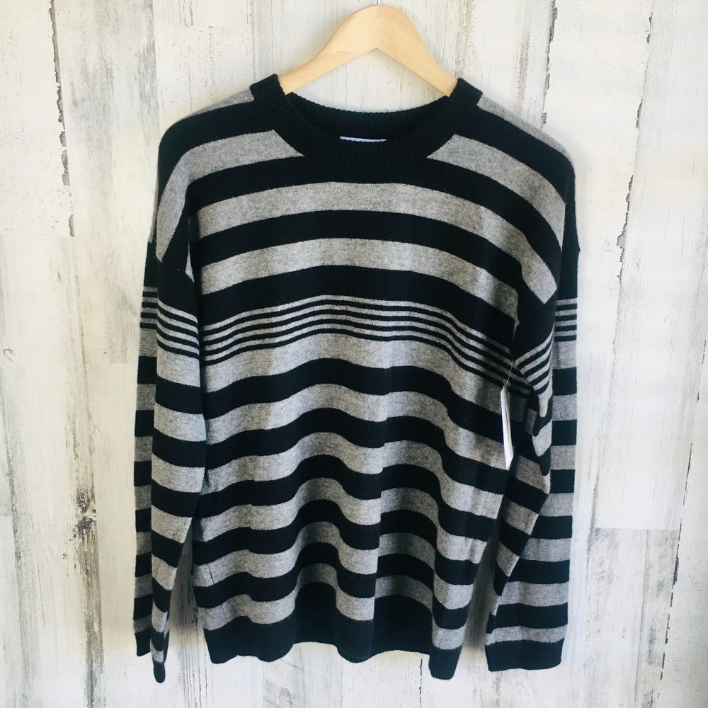 NWT EQUIPMENT FEMME Bryce Crewneck 100% Cashmere Sweater Striped Black S